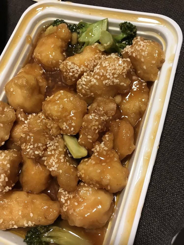 Da Chen Chinese Restaurant